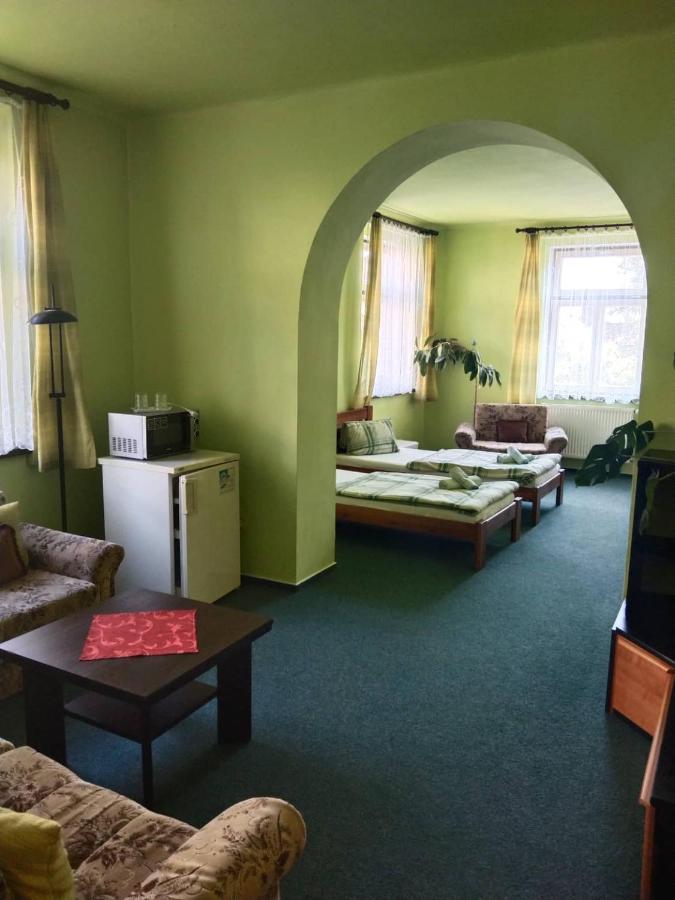 Hotel Jaro Mělník Extérieur photo