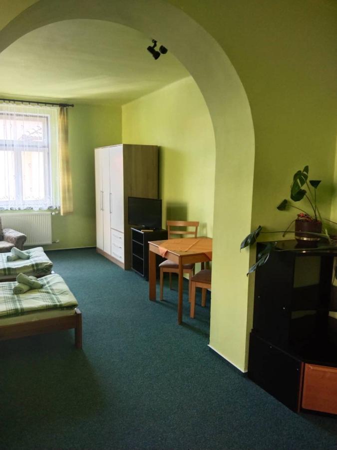 Hotel Jaro Mělník Extérieur photo